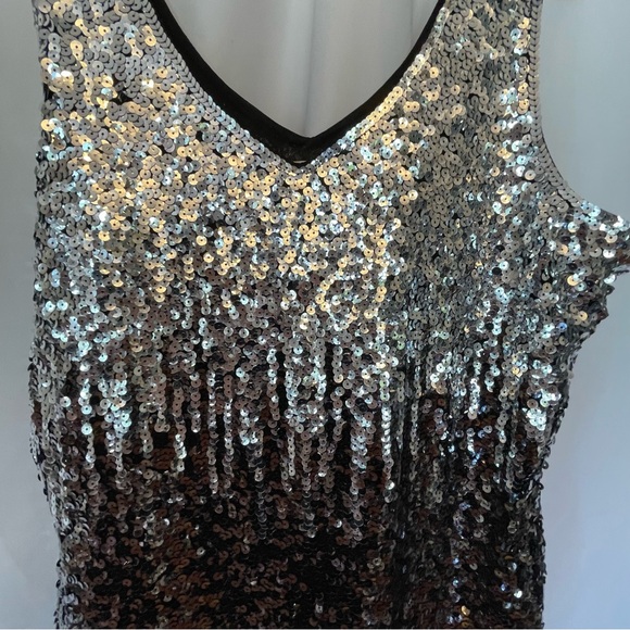 Silver and Black Sequin V-Neck Cocktail Mini Dress - Picture 5 of 5